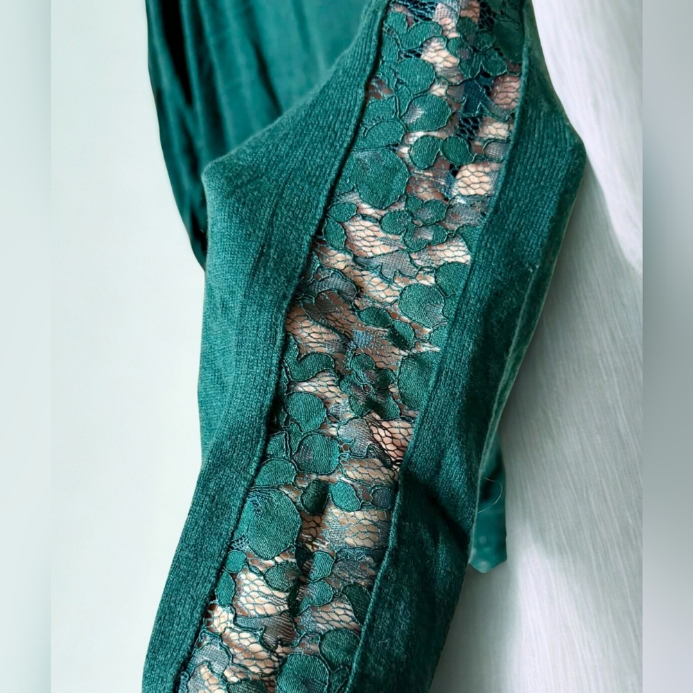 Torrid Green Lace Back Sweater Size 3X - Picture 4 of 5
